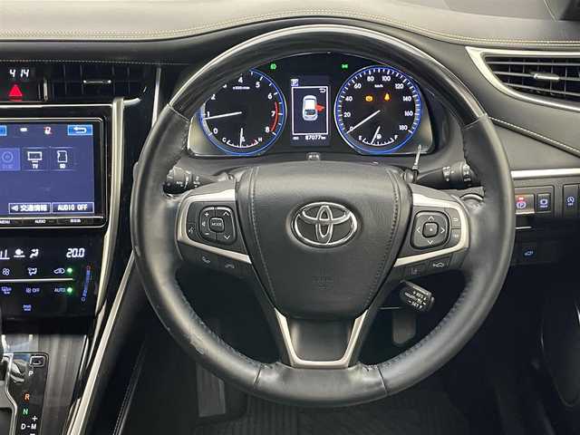 トヨタ ハリアー プレミアム 愛知県 2017(平29)年 8.7万km ブラック 純正９型ナビ　フルセグＴＶ　Ｂｌｕｅｔｏｏｔｈ　モデリスタエアロ　バックカメラ　ハーフレザー　電動リアゲート　電動パーキングブレーキ　セーフティセンス　衝突軽減　追従クルコン　ＬＥＤオートライト　前後ドラレコ　フォグランプ　パワーシート　禁煙車