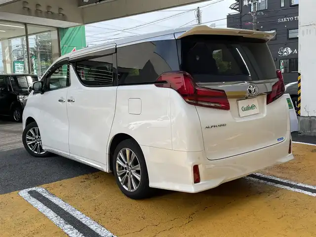 トヨタ アルファード S タイプゴールドⅢ 静岡県 2023(令5)年 1.9万km ホワイトパールクリスタルシャイン ワンオーナー/純正ナビ/フルセグTV/BT/DVD/CDデッキ/純正フリップダウンモニター/両側パワースライドドア/パワーバックドア/3限LEDライト/ハーフレザーシート/黒革調シートカバー/AC100V電源/前後ドライブレコーダー/プリクラッシュセーフティ/レーンキープアシスト/レーダークルーズコントロール/オートハイビーム/クリアランスソナー/ブラインドスポットモニター/TVキャンセラー/ビルトインETC/スマートキー×2/保証書/取扱説明書/ナビ取扱説明書/R6/7点検記録簿有