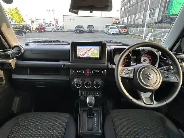 スズキ ジムニー シエラ JC 愛知県 2023(令5)年 1万km ブルーイッシュブラックパール3 社外メモリナビ/フルセグテレビ/バックカメラ/Bluetooth/アイドリングストップ/ウィンカーミラー/クルーズコントロール/ドアバイザー/プッシュスタート/ETC/衝突軽減ブレーキ/レーンキープ