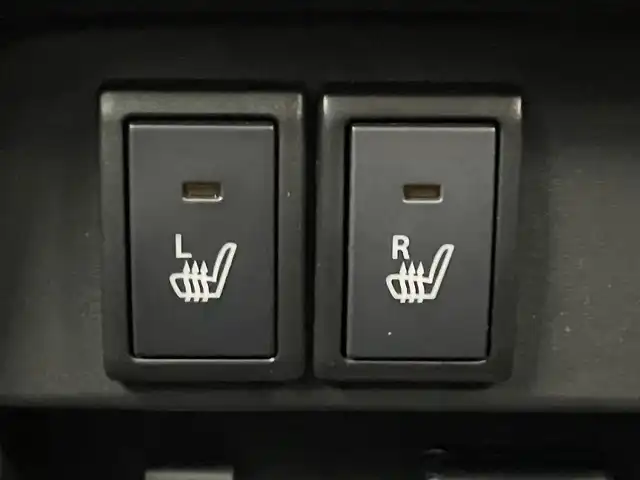 スズキ ハスラー Jスタイル Ⅱ 群馬県 2024(令6)年 0.5万km オフブルーメタリック/ガンメタリック2トーンルーフ 純正９型ナビ　全周囲カメラ　前席シートヒーター　ＬＥＤヘッドライト・フォグ　オートマチックハイビーム　アダプティブクルーズコントロール　衝突被害軽減ブレーキ　レーンアシスト　スマートキー　禁煙車