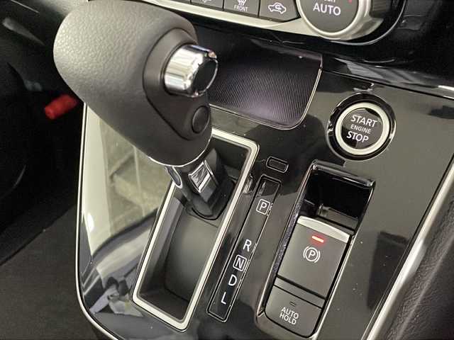 日産 セレナ ハイウェイスター V 福岡県 2020(令2)年 2.4万km ダイヤモンドブラック ・プッシュスタート/・スマートキー/・スマートキー1本/・プロパイロット/・ビルトインETC/・クリアランスソナー/・LEDヘッドライト/・両側パワースライドドア/・パーキングアシスト/・ACC/・コーナーセンサー/・フリップダウン/・アイドリングストップ/・横滑り防止システム/・ABS/・16インチ純正ホイール/・全方位カメラ/・純正ナビ/・Bカメラ