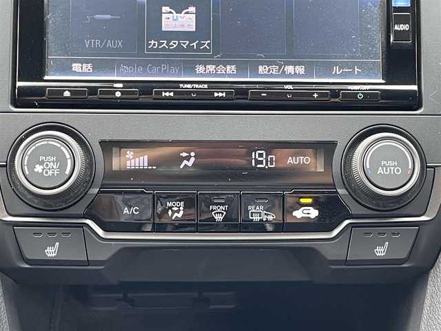 ホンダ シビック ハッチバック 島根県 2018(平30)年 6.1万km クリスタルブラックパール 純正ナビ/CD/DVD/DTV/Bluetooth/バックカメラ/パドルシフト/ステアリングスイッチ/クルーズコントロール/LEDオートライト/アイドリングストップ/純正18インチアルミホイール/純正フロアマット/ドアバイザー/スマートキー/プッシュスタート