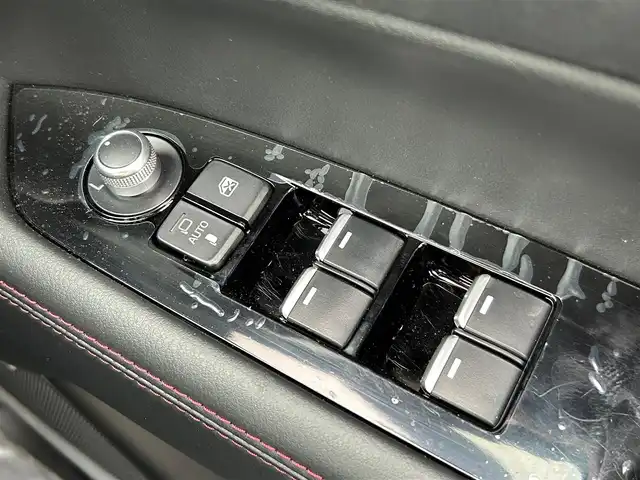 マツダ ＣＸ－５ XD スポーツアピアランス 大阪府 2025(令7)年 0.2万km ジェットブラックマイカ ワンオーナー/純正10.25メモリナビ/   フルセグTV/Bluetooth/全方位カメラ/横滑り防止装置/コーナーセンサー/BOSEサウンド/BSM/ヘッドアップディスプレイ/ＤＮ席パワーシート　/ＤＮ席シートヒーター　/ＤＮ席エアシート　/追従走行有りクルーズコントローラー　/レーンキープアシスト/アイドリングストップ/ワイヤレス充電/電動リアゲート　/前後ドライブレコーダー　/純正19インチアルミホイール/レザーシート/ETC/LED/　