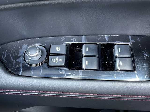 マツダ ＣＸ－５ XD スポーツアピアランス 大阪府 2025(令7)年 0.2万km ジェットブラックマイカ ワンオーナー/純正10.25メモリナビ/   フルセグTV/Bluetooth/全方位カメラ/横滑り防止装置/コーナーセンサー/BOSEサウンド/BSM/ヘッドアップディスプレイ/ＤＮ席パワーシート　/ＤＮ席シートヒーター　/ＤＮ席エアシート　/追従走行有りクルーズコントローラー　/レーンキープアシスト/アイドリングストップ/ワイヤレス充電/電動リアゲート　/前後ドライブレコーダー　/純正19インチアルミホイール/レザーシート/ETC/LED/　
