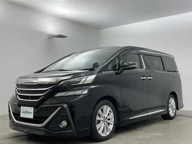 トヨタ ヴェルファイア Z Aエディション 岡山県 2017(平29)年 5.7万km ブラック サンルーフ/モデリスタエアロ（前・後・後下）/12.1インチフリップダウンモニタ/（V12T-R66C）/純正10インチSDナビ/【フルセグ/Bluetooth/HDMI/USB/CD/DVD】/衝突軽減ブレーキシステム/クルーズコントロール/バックカメラ/ビルトインETC/LEDヘッドライト＆フォグランプ/社外ドライブレコーダー/100V電源/フロアマット/コーナーセンサー（前後）/踏み間違い防止/オートブレーキホールド/ISOFIX/ステアリングスイッチ/チルトステアリング/シートリフター/ウインカーミラー/ドアバイザー/スマートキー
