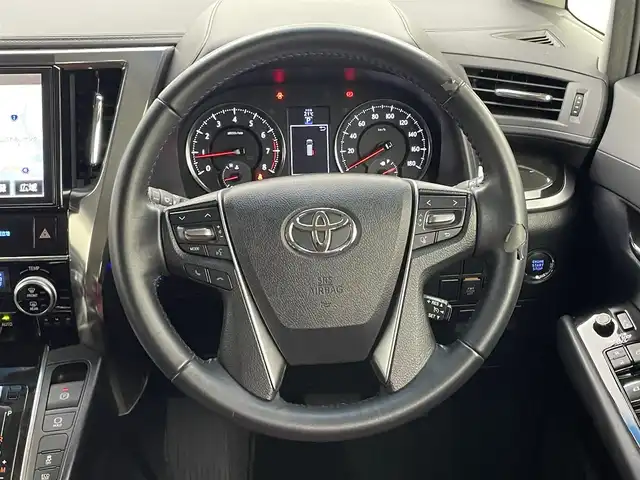 トヨタ ヴェルファイア Z Aエディション 岡山県 2017(平29)年 5.7万km ブラック サンルーフ/モデリスタエアロ（前・後・後下）/12.1インチフリップダウンモニタ/（V12T-R66C）/純正10インチSDナビ/【フルセグ/Bluetooth/HDMI/USB/CD/DVD】/衝突軽減ブレーキシステム/クルーズコントロール/バックカメラ/ビルトインETC/LEDヘッドライト＆フォグランプ/社外ドライブレコーダー/100V電源/フロアマット/コーナーセンサー（前後）/踏み間違い防止/オートブレーキホールド/ISOFIX/ステアリングスイッチ/チルトステアリング/シートリフター/ウインカーミラー/ドアバイザー/スマートキー