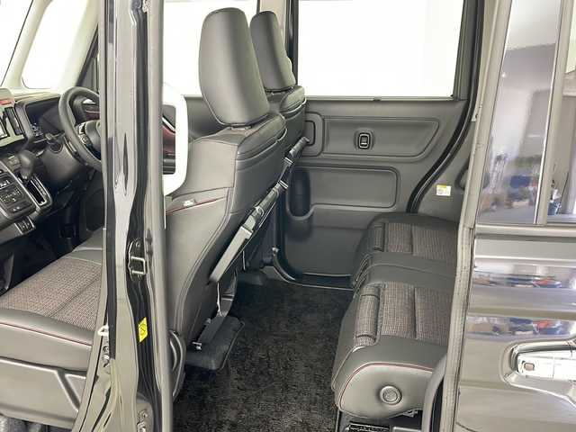 スズキ スペーシア カスタム HYBRID XS ターボ 道央・札幌 2024(令6)年 0.1万km未満 ブルーイッシュブラックパール3 ・4WD/・純正ナビ&ワンセグ&CD&DVD&SD&BT&HDMI/・スズキセーフティサポート/・デュアルセンサーブレーキサポートII/・アダプティブクルーズコントロール/・車線逸脱抑制機能/・標識認識機能/・クリアランスソナー/・オートマチックハイビーム/・ヘッドアップディスプレイ/・両側パワースライドドア/・バックカメラ/・シートヒーター/・ハーフレザーシート/・ドアミラーヒーター/・ハンドルヒーター/・パドルシフト/・オートライト/・LEDヘッドライト/・LEDフォグ/・スマートキー/・純正15インチAW