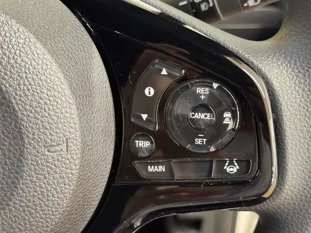 ホンダ Ｎ ＢＯＸ カスタム L 群馬県 2021(令3)年 3.1万km プラチナホワイトパール ホンダセンシング/社外SDナビ/　　CD/DVD/BT/フルセグ/MSV/USB/iPod/両側パワースライドドア/レーダークルーズコントロール/LEDオートライト/純正14インチAW/バックソナー/レーンアシスト/アイドリングストップ/横滑り防止装置/サイド・カーテンエアバッグ/スマートキー/ビルトインETC