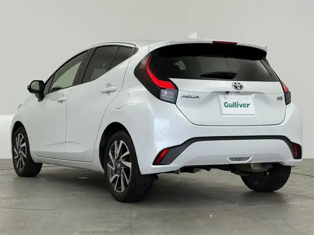 トヨタ アクア Z 愛知県 2021(令3)年 4.2万km プラチナホワイトパールマイカ トヨタセーフティセンス/　・プリクラッシュセーフティ/　・検知機能付衝突回避支援タイプ/　・レーントレーシングアシスト/　・レーダークルーズコントロール/　・オートマチックハイビーム/　・ロードサインアシスト/純正10.5インチナビ/　（Bluetooth/AM/FM/Apple CarPlay/Android Aute/USB）/全方位カメラ/ヘッドアップディスプレイ/アドバンスパーク/コーナーセンサー/レーンキープアシスト/オートライト/LEDヘッドライト/LEDフォグランプ/ドライブレコーダー/AC100V/ETC/純正AW/社外フロアマット/プッシュスタート/スマートキー/スペアキー