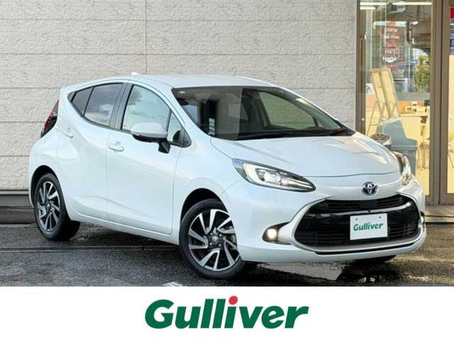 トヨタ アクア Z 兵庫県 2021(令3)年 4.2万km プラチナホワイトパールマイカ 純正10.5インチナビ/　（Bluetooth/AM/FM/Apple CarPlay/Android Aute/USB）/トヨタセーフティセンス/　・プリクラッシュセーフティ/　・検知機能付衝突回避支援タイプ/　・レーントレーシングアシスト/　・レーダークルーズコントロール/　・オートマチックハイビーム/　・ロードサインアシスト/全方位カメラ/ヘッドアップディスプレイ/アドバンスパーク/コーナーセンサー/レーンキープアシスト/オートライト/LEDヘッドライト/LEDフォグランプ/ドライブレコーダー/AC100V/ETC/純正AW/社外フロアマット/プッシュスタート/スマートキー/スペアキー