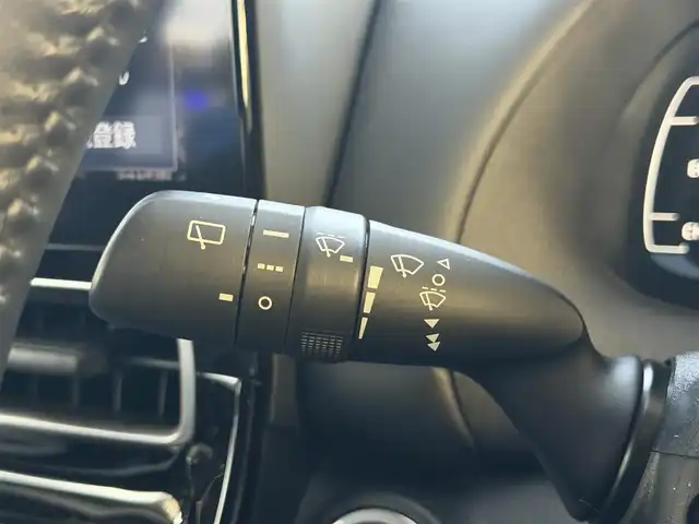 トヨタ アクア Z 兵庫県 2021(令3)年 4.2万km プラチナホワイトパールマイカ 純正10.5インチナビ/　（Bluetooth/AM/FM/Apple CarPlay/Android Aute/USB）/トヨタセーフティセンス/　・プリクラッシュセーフティ/　・検知機能付衝突回避支援タイプ/　・レーントレーシングアシスト/　・レーダークルーズコントロール/　・オートマチックハイビーム/　・ロードサインアシスト/全方位カメラ/ヘッドアップディスプレイ/アドバンスパーク/コーナーセンサー/レーンキープアシスト/オートライト/LEDヘッドライト/LEDフォグランプ/ドライブレコーダー/AC100V/ETC/純正AW/社外フロアマット/プッシュスタート/スマートキー/スペアキー