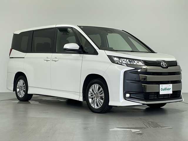 トヨタ ノア S－G 岐阜県 2023(令5)年 3.6万km ホワイトパールクリスタルシャイン トヨタセーフティセンス/・レーントレーシングアシスト/・プリクラッシュセーフティ/・レーダークルーズコントロール/・オートマチックハイビーム/純正ディスプレイオーディオ/（Bluetooth/Miracast）/バックカメラ/片側パワースライドドア/ステアリングスイッチ/ETC/オートLEDライト/スマートキー/プッシュスタート