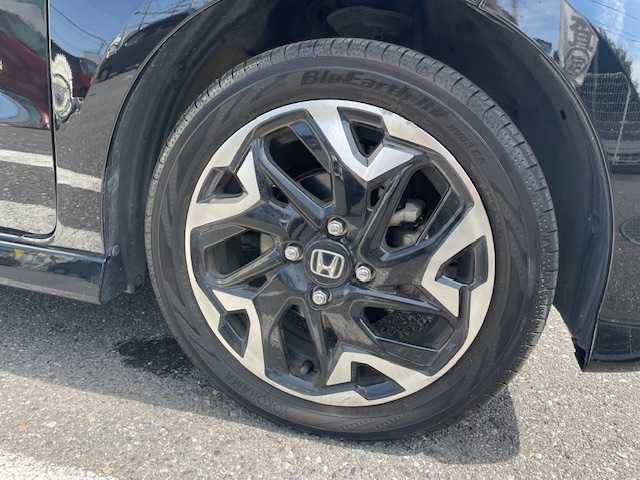 ホンダ Ｎ ＢＯＸ 埼玉県 2020(令2)年 4.2万km クリスタルブラックパール Honda SENSING/　●CMBS（衝突軽減ブレーキ）/　●誤発進抑制機能/　●歩行者事故低減ステアリング/　●先行車発進お知らせ機能/　●標識認識機能/　●路外逸脱抑制機能/　●ACC （アダプティブ・クルーズ・コントロール）/　●LKAS（車線維持支援システム）/　●後方誤発進抑制機能/　●オートハイビーム/純正8インチSDナビ/　DTV/CD/DVD/SD/SD REC/BT/HDMI/両側パワースライド/運転席・助手席シートヒーター/コーナーセンサー/バックカメラ/純正ドライブレコーダー/ビルトインETC/パドルシフト/アイドリングストップ/プラズマクラスター技術搭載フルオート・エアコンディショナー/スマートキー/プッシュスタート