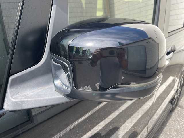 ホンダ Ｎ ＢＯＸ 埼玉県 2020(令2)年 4.2万km クリスタルブラックパール Honda SENSING/　●CMBS（衝突軽減ブレーキ）/　●誤発進抑制機能/　●歩行者事故低減ステアリング/　●先行車発進お知らせ機能/　●標識認識機能/　●路外逸脱抑制機能/　●ACC （アダプティブ・クルーズ・コントロール）/　●LKAS（車線維持支援システム）/　●後方誤発進抑制機能/　●オートハイビーム/純正8インチSDナビ/　DTV/CD/DVD/SD/SD REC/BT/HDMI/両側パワースライド/運転席・助手席シートヒーター/コーナーセンサー/バックカメラ/純正ドライブレコーダー/ビルトインETC/パドルシフト/アイドリングストップ/プラズマクラスター技術搭載フルオート・エアコンディショナー/スマートキー/プッシュスタート