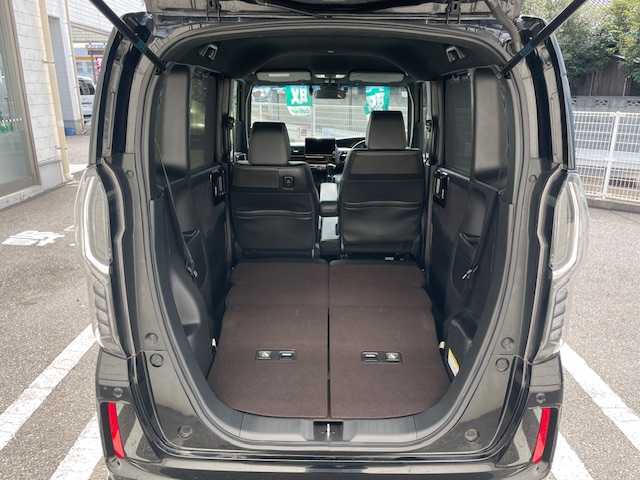 ホンダ Ｎ ＢＯＸ 埼玉県 2020(令2)年 4.2万km クリスタルブラックパール Honda SENSING/　●CMBS（衝突軽減ブレーキ）/　●誤発進抑制機能/　●歩行者事故低減ステアリング/　●先行車発進お知らせ機能/　●標識認識機能/　●路外逸脱抑制機能/　●ACC （アダプティブ・クルーズ・コントロール）/　●LKAS（車線維持支援システム）/　●後方誤発進抑制機能/　●オートハイビーム/純正8インチSDナビ/　DTV/CD/DVD/SD/SD REC/BT/HDMI/両側パワースライド/運転席・助手席シートヒーター/コーナーセンサー/バックカメラ/純正ドライブレコーダー/ビルトインETC/パドルシフト/アイドリングストップ/プラズマクラスター技術搭載フルオート・エアコンディショナー/スマートキー/プッシュスタート