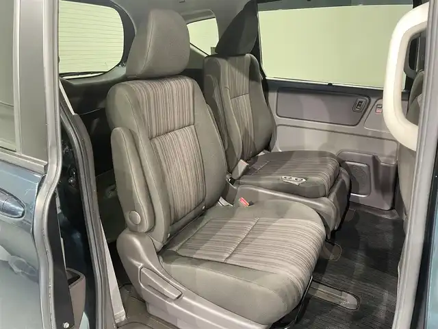 ホンダ フリード G 愛知県 2019(令1)年 4.1万km フォレストグリーンパール 純正９インチナビ/（Bluetooth/フルセグTV/ワンセグTV/SD/CD/DVD/RADIO） /車椅子収納装置/サイドリフトアップシート/運転補助装置/両側電動スライドドア　/C-パッケージ/コンフォートビューパッケージ/ホンダセンシング/レーダークルーズコントロール　/ETC　/LEDヘッドライト　/バックカメラ　/純正ドライブレコーダー　/コーナーセンサー　　/プッシュスタート/左後席パワーシート/スマートキー/ミュージックサーバー/純正フロアマット/オートライト