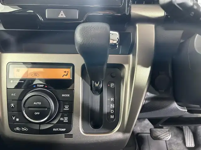 スズキ ハスラー Jスタイル Ⅱ ターボ 佐賀県 2017(平29)年 2.4万km フェニックスレッドパール/ホワイト2トーンルーフ 純正7インチナビ/フルセグTV/CD/DVD/Bluetooth/全方位カメラ/衝突被害軽減システム/クルーズコントロール/車線逸脱警報/オートライト/HIDヘッドライト/フォグライト/ETC/横滑り防止装置/運転席・助手席シートヒーター/ハーフレザーシート/ISOFIX対応シート/パドルシフト/ステアリングスイッチ/純正フロアマット/純正15インチアルミホイール/スマートキー/スペアキー×１/ドアバイザー