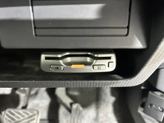 スズキ ハスラー Jスタイル Ⅱ ターボ 佐賀県 2017(平29)年 2.4万km フェニックスレッドパール/ホワイト2トーンルーフ 純正7インチナビ/フルセグTV/CD/DVD/Bluetooth/全方位カメラ/衝突被害軽減システム/クルーズコントロール/車線逸脱警報/オートライト/HIDヘッドライト/フォグライト/ETC/横滑り防止装置/運転席・助手席シートヒーター/ハーフレザーシート/ISOFIX対応シート/パドルシフト/ステアリングスイッチ/純正フロアマット/純正15インチアルミホイール/スマートキー/スペアキー×１/ドアバイザー