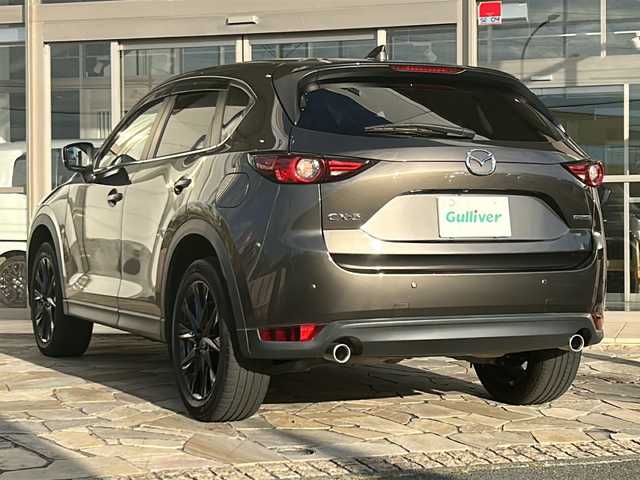 マツダ ＣＸ－５ XD ブラックトーンエディション 静岡県 2021(令3)年 4.7万km チタニウムフラッシュマイカ 純正ナビ/・ラジオ/Bluetooth/USB/フルセグTV/主要装備/・レーダークルーズコントロール　/・ドライブレコーダー　/・ＥＴＣ　/・全方位カメラ　/・シートメモリー　/・シートヒーター　/・ハンドルヒーター　/・レーンキープアシスト　/・パワーバックドア　/・アイドリングストップ　/・ＢＳＭ/・パドルシフト/・パワーシート/・オートホールド/・ヘッドアップディスプレイ/・ハーフレザーシート/・プッシュスタート/・スマートキー