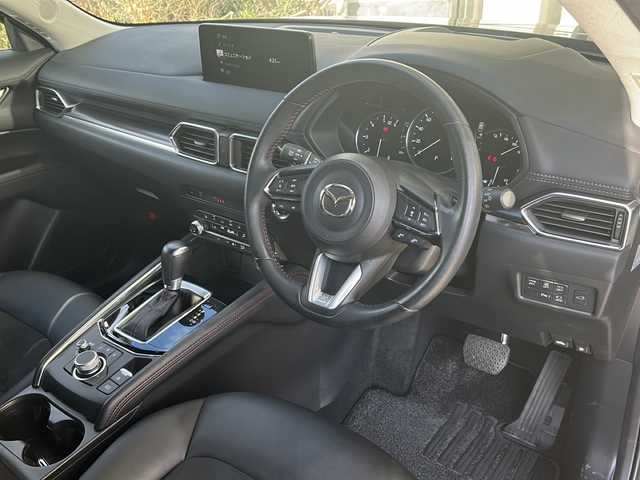 マツダ ＣＸ－５ XD ブラックトーンエディション 静岡県 2021(令3)年 4.7万km チタニウムフラッシュマイカ 純正ナビ/・ラジオ/Bluetooth/USB/フルセグTV/主要装備/・レーダークルーズコントロール　/・ドライブレコーダー　/・ＥＴＣ　/・全方位カメラ　/・シートメモリー　/・シートヒーター　/・ハンドルヒーター　/・レーンキープアシスト　/・パワーバックドア　/・アイドリングストップ　/・ＢＳＭ/・パドルシフト/・パワーシート/・オートホールド/・ヘッドアップディスプレイ/・ハーフレザーシート/・プッシュスタート/・スマートキー