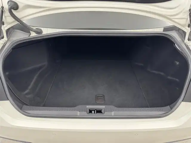 トヨタ クラウン ハイブリッド RS アドバンス 福岡県 2019(平31)年 3.1万km ホワイトパールクリスタルシャイン 純正ＤＡナビ／フルセグＴＶ　/全方位カメラ　/デジタルルームミラー　/トヨタセーフティセンス/レーンキープ/衝突軽減ブレーキ/ブラインド　スポットモニター/レーダークルーズコントロール/コーナーセンサー　/アクセル踏み間違え防止　/アドバンスパーク　/シートヒーター／ベンチレーション　/ステアリングヒーター　/ＨＵＤ　/ＬＥＤ/ドラレコ/ビルトインETC２．０/パワーシート/シートメモリー/パドルシフト