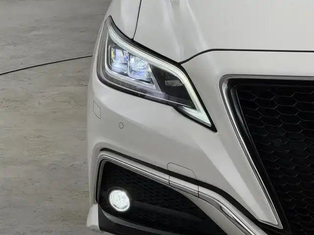 トヨタ クラウン ハイブリッド RS アドバンス 福岡県 2019(平31)年 3.1万km ホワイトパールクリスタルシャイン 純正ＤＡナビ／フルセグＴＶ　/全方位カメラ　/デジタルルームミラー　/トヨタセーフティセンス/レーンキープ/衝突軽減ブレーキ/ブラインド　スポットモニター/レーダークルーズコントロール/コーナーセンサー　/アクセル踏み間違え防止　/アドバンスパーク　/シートヒーター／ベンチレーション　/ステアリングヒーター　/ＨＵＤ　/ＬＥＤ/ドラレコ/ビルトインETC２．０/パワーシート/シートメモリー/パドルシフト
