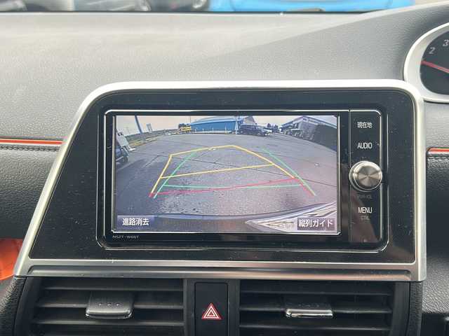 トヨタ シエンタ G 山形県 2016(平28)年 12.6万km ブラックマイカ 禁煙車/トヨタセーフティーセンス/レーンキープアシスト/横滑り防止装置/両側パワースライドドア/純正ナビ/（Bluetooth/CD/DVD/フルセグ)/フリップダウンモニター/バックカメラ/ステアリングスイッチ/ビルトインＥＴＣ/社外ＡＷ/純正フロアマット/電動格納ウィンカーミラー/スマートキー×2/エンジンスターター/ドアバイザー/取扱説明書/保証書