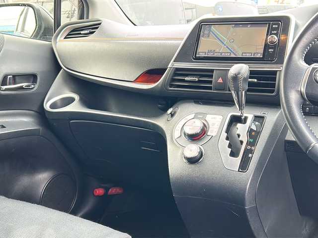 トヨタ シエンタ G 山形県 2016(平28)年 12.6万km ブラックマイカ 禁煙車/トヨタセーフティーセンス/レーンキープアシスト/横滑り防止装置/両側パワースライドドア/純正ナビ/（Bluetooth/CD/DVD/フルセグ)/フリップダウンモニター/バックカメラ/ステアリングスイッチ/ビルトインＥＴＣ/社外ＡＷ/純正フロアマット/電動格納ウィンカーミラー/スマートキー×2/エンジンスターター/ドアバイザー/取扱説明書/保証書