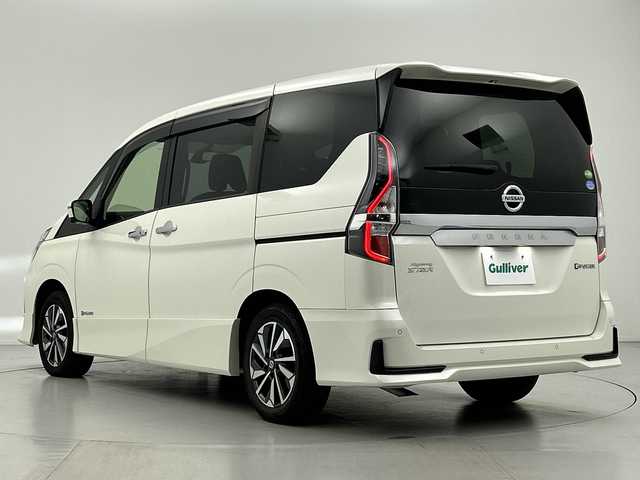日産 セレナ e－パワー ハイウェイスター V 愛知県 2020(令2)年 3.6万km ブリリアントホワイトパール 純正９型ナビ/・フルセグ/・Bluetooth/・CD/DVD/・FM/AM/フリップダウンモニター/両側パワースライドドア/アラウンドビューモニタ/追従クルコン/前後ドラレコ/プロパイロット/衝突軽減/車線逸脱警告/車線逸脱防止支援/BSM/コーナーセンサー/ＥＴＣ/スペアキー