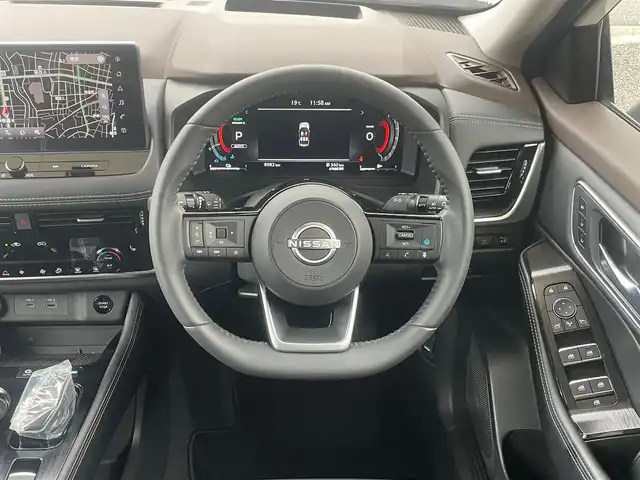 日産 エクストレイル G e－4ORCE 愛知県 2024(令6)年 0.9万km ブリリアントホワイトパール /当店買取/禁煙/1オーナー/後期//純正メーカーナビ//アラウンドビューカメラ//プロパイロット/パーキングアシスト//インテリジェントセーフティ/ヘッドアップディスプレイ//インテリジェントクルーズコントロール/BSM//全席シートヒーター/パワーシート/シートヒーター//USB/typeC/AppleCarplay/フルセグTV/HDMI//デジタルインナーミラー/置くだけ充電//ハンズフリーパワーゲート/ルーフレール//ステアリングヒーター//Aブレーキホールド//ETC2.0//保証書/取説/スペアキー/ナビ取説