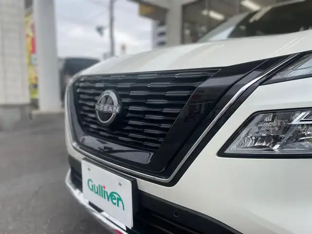 日産 エクストレイル G e－4ORCE 愛知県 2024(令6)年 0.9万km ブリリアントホワイトパール /当店買取/禁煙/1オーナー/後期//純正メーカーナビ//アラウンドビューカメラ//プロパイロット/パーキングアシスト//インテリジェントセーフティ/ヘッドアップディスプレイ//インテリジェントクルーズコントロール/BSM//全席シートヒーター/パワーシート/シートヒーター//USB/typeC/AppleCarplay/フルセグTV/HDMI//デジタルインナーミラー/置くだけ充電//ハンズフリーパワーゲート/ルーフレール//ステアリングヒーター//Aブレーキホールド//ETC2.0//保証書/取説/スペアキー/ナビ取説