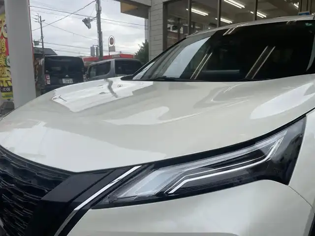 日産 エクストレイル G e－4ORCE 愛知県 2024(令6)年 0.9万km ブリリアントホワイトパール /当店買取/禁煙/1オーナー/後期//純正メーカーナビ//アラウンドビューカメラ//プロパイロット/パーキングアシスト//インテリジェントセーフティ/ヘッドアップディスプレイ//インテリジェントクルーズコントロール/BSM//全席シートヒーター/パワーシート/シートヒーター//USB/typeC/AppleCarplay/フルセグTV/HDMI//デジタルインナーミラー/置くだけ充電//ハンズフリーパワーゲート/ルーフレール//ステアリングヒーター//Aブレーキホールド//ETC2.0//保証書/取説/スペアキー/ナビ取説