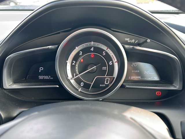 マツダ ＣＸ－３ XD ツーリング 佐賀県 2016(平28)年 9.9万km セラミックM ワンオーナー/純正ナビゲーション/ワンセグTV/CD/DVD/AM/FM/bluetooth/バックカメラ/ETC/前方ドライブレコーダー/ハーフレザーシート/パドルシフト/ステアリングリモコン/純正18インチアルミホイール/純正ヘッドライト/純正フロアマット/新車時保証書/取扱説明書/スペアキー１本/マツダアイアクティブセンス/・マツダレーダークルーズコントロール/・スマートブレーキサポート/・トラクションコントロールシステム