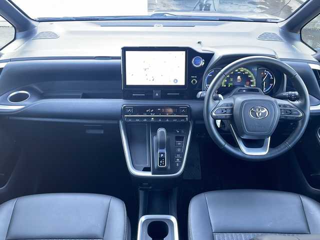 トヨタ ノア ハイブリッド S－Z 道東・釧路十勝 2022(令4)年 9万km メタルストリームM 4WD/ワンオーナー/寒冷地仕様/純正ナビ　/(AM/FM/TV/CD/DVD/BT/Miracast)/ビルトインETC2.0/アラウンドビューモニター/バックカメラ/両側パワースライドドア/ハーフレザーシート/シートヒーター　前席/ステアリングスイッチ/社外16インチAW/純正フロアマット/ウォークスルー/ドアバイザー/サンシェード/アイドリングストップ/パーキングアシスト/レーダークルーズコントロール/前後コーナーセンサー/オートライト/オートマチックハイビーム/ライトレベライザー/フォグランプ/盗難防止装置/ABS/横滑り防止装置/USB入力端子/100V充電