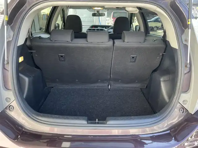 トヨタ アクア S 宮城県 2015(平27)年 13.7万km ディープアメジストマイカメタリック 社外ナビゲーション/　（CD/DVD　FM/AM　USB　Bluetooth）/ETC/アイドリングストップ/ヘッドライトレベライザー/電動格納ミラー/フロアマット/リモコンキー/バックカメラ/保証書/取扱説明書