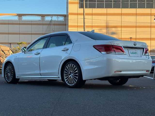 トヨタ クラウン マジェスタ Fバージョン 宮城県 2016(平28)年 8.1万km ホワイトパールクリスタルシャイン 登録時走行距離80593km/純正SDナビ/Bluetooth・CD・TV・AM・FM/クリアランスソナー/ブラインドスポットモニター/シートメモリー/センターコンソール/ドライブレコーダー/ETC2.0/クルーズコントロール/パワーシート（D＋N席）/シートヒーター（D＋N席）/エアシート（D+N席）/フォグランプ/イージークローザートランク/純正アルミホイール/ドアバイザー/純正フロアマット/電動格納ミラー