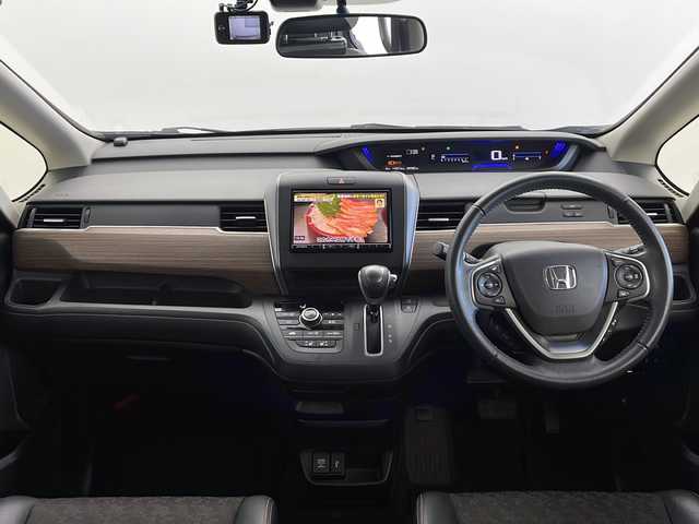 ホンダ フリード クロスター ホンダセンシング 秋田県 2020(令2)年 6万km シーグラスブルーパール 4WD/パイオニアナビ/フルセグTV/AM/FM/CD/DVD/HDMI/Bluetooth/両側パワースライドドア/衝突被害軽減ブレーキ/レーダークルーズコントロール/レーンキープアシスト/横滑り防止装置/先行者発進告知/標識認識機能/アイドリングストップ/バックカメラ/寒冷地仕様/ワイパーデアイサー/前席シートヒーター/LEDヘッドライト/フォグランプ/ビルトインETC/前後ドライブレコーダー/純正フロアマット/純正アルミホイール/サイドバイザー/ハーフレザーシート