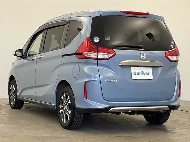 ホンダ フリード クロスター ホンダセンシング 秋田県 2020(令2)年 6万km シーグラスブルーパール 4WD/パイオニアナビ/フルセグTV/AM/FM/CD/DVD/HDMI/Bluetooth/両側パワースライドドア/衝突被害軽減ブレーキ/レーダークルーズコントロール/レーンキープアシスト/横滑り防止装置/先行者発進告知/標識認識機能/アイドリングストップ/バックカメラ/寒冷地仕様/ワイパーデアイサー/前席シートヒーター/LEDヘッドライト/フォグランプ/ビルトインETC/前後ドライブレコーダー/純正フロアマット/純正アルミホイール/サイドバイザー/ハーフレザーシート