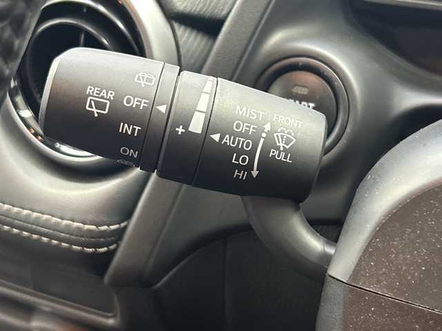 マツダ ＣＸ－３ 15S ツーリング 神奈川県 2020(令2)年 4万km ジェットブラックマイカ 純正SDナビ/Bluetooth・CD・DVD・AUX・USB・フルセグTV・AppleCarPlay/スマートシティブレーキサポート/360°ビューモニター/ブラインドスポットモニター/バックカメラ/純正フロアマット/前後ドライブレコーダー/ETC/スマートキー/純正16インチアルミホイール/LEDヘッドライト/オートライト/横滑り防止装置/車線逸脱警報システム/衝突被害軽減システム/取扱説明書