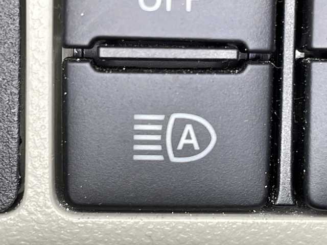 ダイハツ キャスト スタイル G VS SAⅢ 広島県 2021(令3)年 2.8万km シャイニングホワイトパール 社外ナビ（フルセグTV/Bluetooth）/パノラマモニター/シートヒーター/スマートアシスト/・衝突回避支援ブレーキ/・車線逸脱抑制/・オートハイビーム/・誤発進抑制機能/LEDヘッドランプ/純正15インチAW/前後ドライブレコーダー/スマートキー