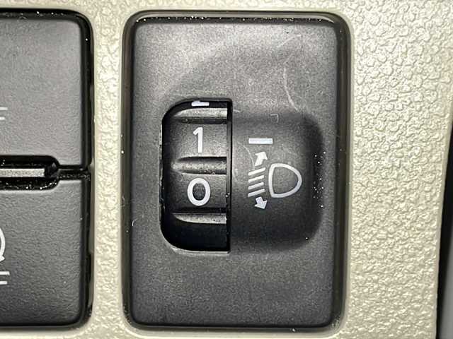 ダイハツ キャスト スタイル G VS SAⅢ 広島県 2021(令3)年 2.8万km シャイニングホワイトパール 社外ナビ（フルセグTV/Bluetooth）/パノラマモニター/シートヒーター/スマートアシスト/・衝突回避支援ブレーキ/・車線逸脱抑制/・オートハイビーム/・誤発進抑制機能/LEDヘッドランプ/純正15インチAW/前後ドライブレコーダー/スマートキー