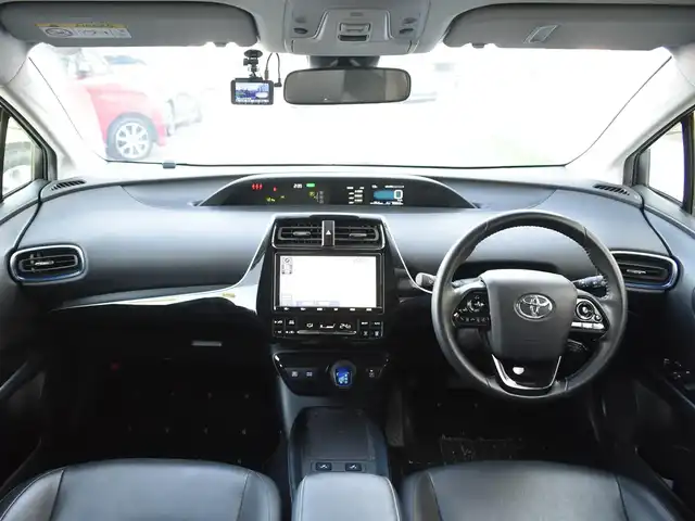 トヨタ プリウス Sツーリングセレクション 神奈川県 2020(令2)年 5.6万km プラチナホワイトパールマイカ ドラレコ前後/TVキャンセラー/CD/Bluetooth/フルセグテレビ/バックカメラ/レーダークルーズコントロール/シートヒーター前席/ETC2.0/LEDヘッドライト/衝突軽減ブレーキ/レーンキープアシスト/社外フロアマット/ドアバイザー/ワンオーナー/保証書/取説ナビ説/スペアスマートキー/記録簿（R3 4 5 6 7）