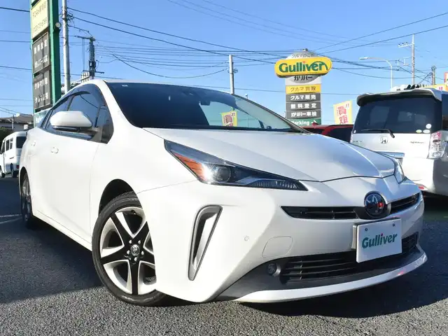 トヨタ プリウス Sツーリングセレクション 神奈川県 2020(令2)年 5.6万km プラチナホワイトパールマイカ ドラレコ前後/TVキャンセラー/CD/Bluetooth/フルセグテレビ/バックカメラ/レーダークルーズコントロール/シートヒーター前席/ETC2.0/LEDヘッドライト/衝突軽減ブレーキ/レーンキープアシスト/社外フロアマット/ドアバイザー/ワンオーナー/保証書/取説ナビ説/スペアスマートキー/記録簿（R3 4 5 6 7）