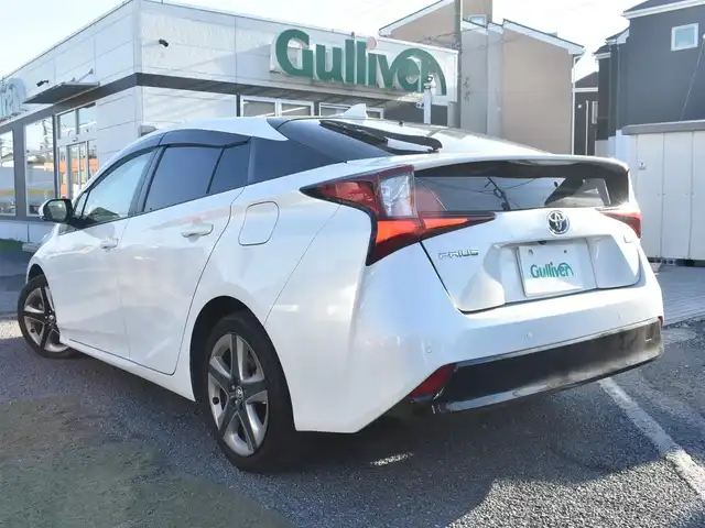 トヨタ プリウス Sツーリングセレクション 神奈川県 2020(令2)年 5.6万km プラチナホワイトパールマイカ ドラレコ前後/TVキャンセラー/CD/Bluetooth/フルセグテレビ/バックカメラ/レーダークルーズコントロール/シートヒーター前席/ETC2.0/LEDヘッドライト/衝突軽減ブレーキ/レーンキープアシスト/社外フロアマット/ドアバイザー/ワンオーナー/保証書/取説ナビ説/スペアスマートキー/記録簿（R3 4 5 6 7）