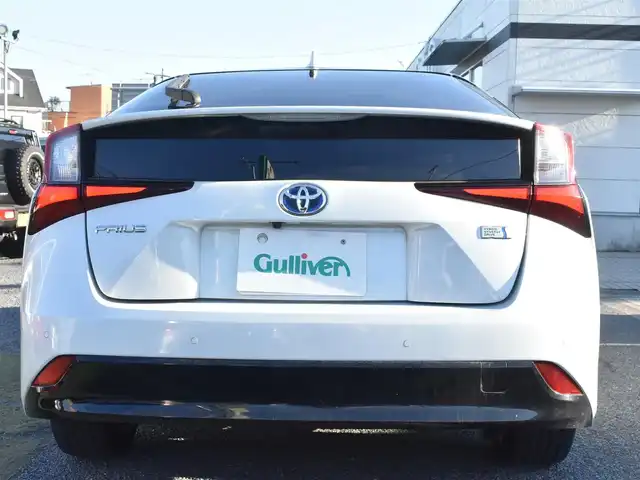 トヨタ プリウス Sツーリングセレクション 神奈川県 2020(令2)年 5.6万km プラチナホワイトパールマイカ ドラレコ前後/TVキャンセラー/CD/Bluetooth/フルセグテレビ/バックカメラ/レーダークルーズコントロール/シートヒーター前席/ETC2.0/LEDヘッドライト/衝突軽減ブレーキ/レーンキープアシスト/社外フロアマット/ドアバイザー/ワンオーナー/保証書/取説ナビ説/スペアスマートキー/記録簿（R3 4 5 6 7）