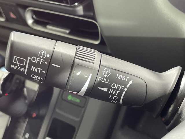 ホンダ フリード クロスター 神奈川県 2024(令6)年 1万km ソニックグレーパール ホンダセンシング/純正11.4型ナビ/・BT/フルセグTV/CD/DVD/SD/USB/AppleCarPlay/AndroidAuto/バックカメラ/両側電動スライドドア/ECON/ハーフレザーシート/シートヒーター(D/N)/スマートキー/プッシュスタートボタン/革巻きステアリング/ステアリングスイッチ/LEDヘッドライト/フォグランプ/Autoライト/シートリフター/電動格納ミラー/ウィンカーミラー/純正フロアマット/純正ドアバイザー/純正15インチアルミホイール