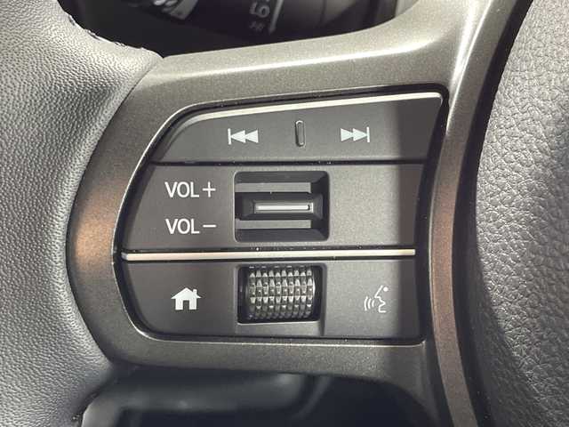 ホンダ フリード クロスター 神奈川県 2024(令6)年 1万km ソニックグレーパール ホンダセンシング/純正11.4型ナビ/・BT/フルセグTV/CD/DVD/SD/USB/AppleCarPlay/AndroidAuto/バックカメラ/両側電動スライドドア/ECON/ハーフレザーシート/シートヒーター(D/N)/スマートキー/プッシュスタートボタン/革巻きステアリング/ステアリングスイッチ/LEDヘッドライト/フォグランプ/Autoライト/シートリフター/電動格納ミラー/ウィンカーミラー/純正フロアマット/純正ドアバイザー/純正15インチアルミホイール