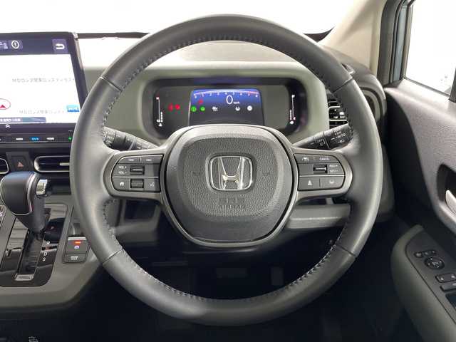 ホンダ フリード クロスター 神奈川県 2024(令6)年 1万km ソニックグレーパール ホンダセンシング/純正11.4型ナビ/・BT/フルセグTV/CD/DVD/SD/USB/AppleCarPlay/AndroidAuto/バックカメラ/両側電動スライドドア/ECON/ハーフレザーシート/シートヒーター(D/N)/スマートキー/プッシュスタートボタン/革巻きステアリング/ステアリングスイッチ/LEDヘッドライト/フォグランプ/Autoライト/シートリフター/電動格納ミラー/ウィンカーミラー/純正フロアマット/純正ドアバイザー/純正15インチアルミホイール