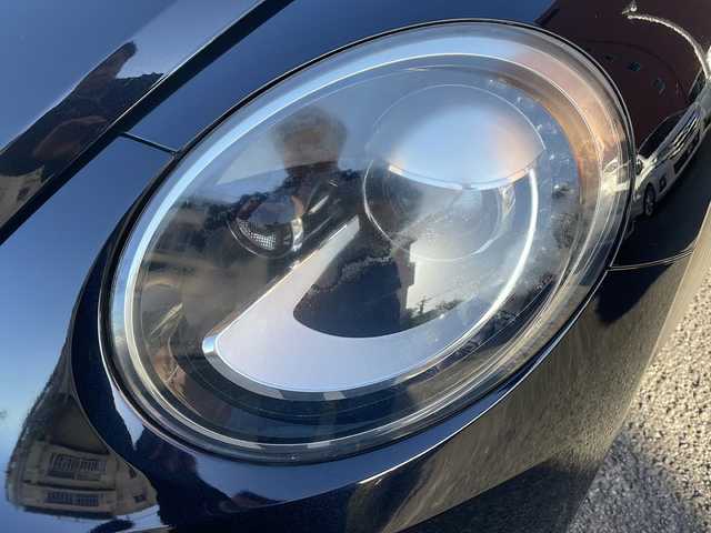 フォルクスワーゲン ザ・ビートル デザイン 宮崎県 2013(平25)年 8.6万km ディープブラックパールエフェクト ・クルーズコントロール　/・Bluetooth/・スペアキー/・スマートキー/・ETC/・電動格納ミラー/・純正SDナビ/・フルセグTV/・MTモード付AT/・純正HDDナビ/・純正フロアマット/・純正アルミホイール/・横滑り防止装置/・ミュージックプレイヤー　AUX/・シガーソケット