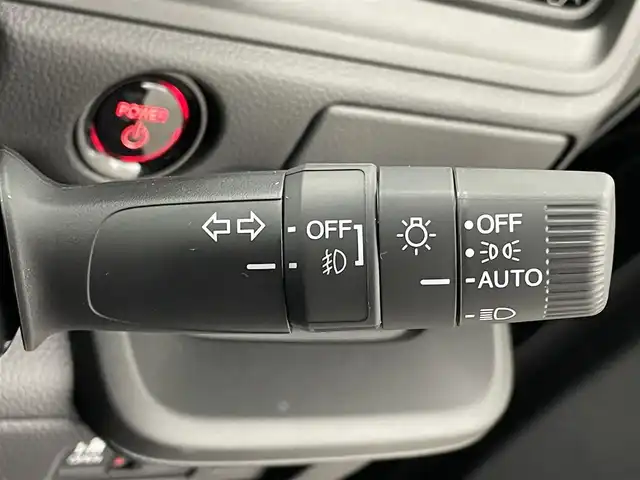 ホンダ ステップワゴン スパーダ eHEV 熊本県 2025(令7)年 0.1千km クリスタルブラックパール 登録済未使用車/純正１１．４インチナビLXM-247VFLi（ＡｐｐｌＣａｒＰｌａｙ・ＡｎｄｒｏｉｄＡｕｔｏ・ＢＴ・フルセグ・ＵＳＢ）/純正15.6インチフリップダウンモニターVM-231FE　/バックカメラ/ホンダセンシング/アダブティブクルーズコントロール/衝突軽減ブレーキ/レーンキープアシスト/ブラインドスポットモニター/アイドリングストップ/横滑り防止/パーキングアシスト/両側パワースライドドア　/前席シートヒーター /パワーバックドア/前後クリアランスソナー/ブレーキホールド/ハーフレザーシート/純正16インチAW/オートライト/オートマチックハイビーム/LEDヘッドライト/フォグライト/スマートキー/プッシュスタート/スペアキー1本/保証書/取扱説明書